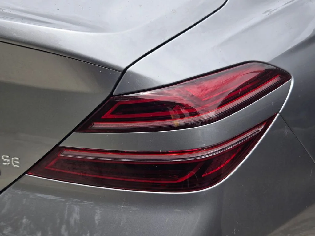 Used 2024 Silver Genesis 3.3T Sport Advanced image 9