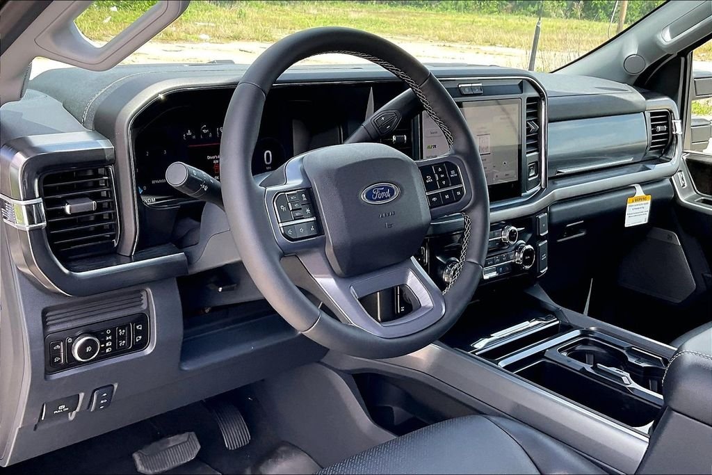 New 2026 Ford Super Duty F-250 Lariat 4D Crew Cab