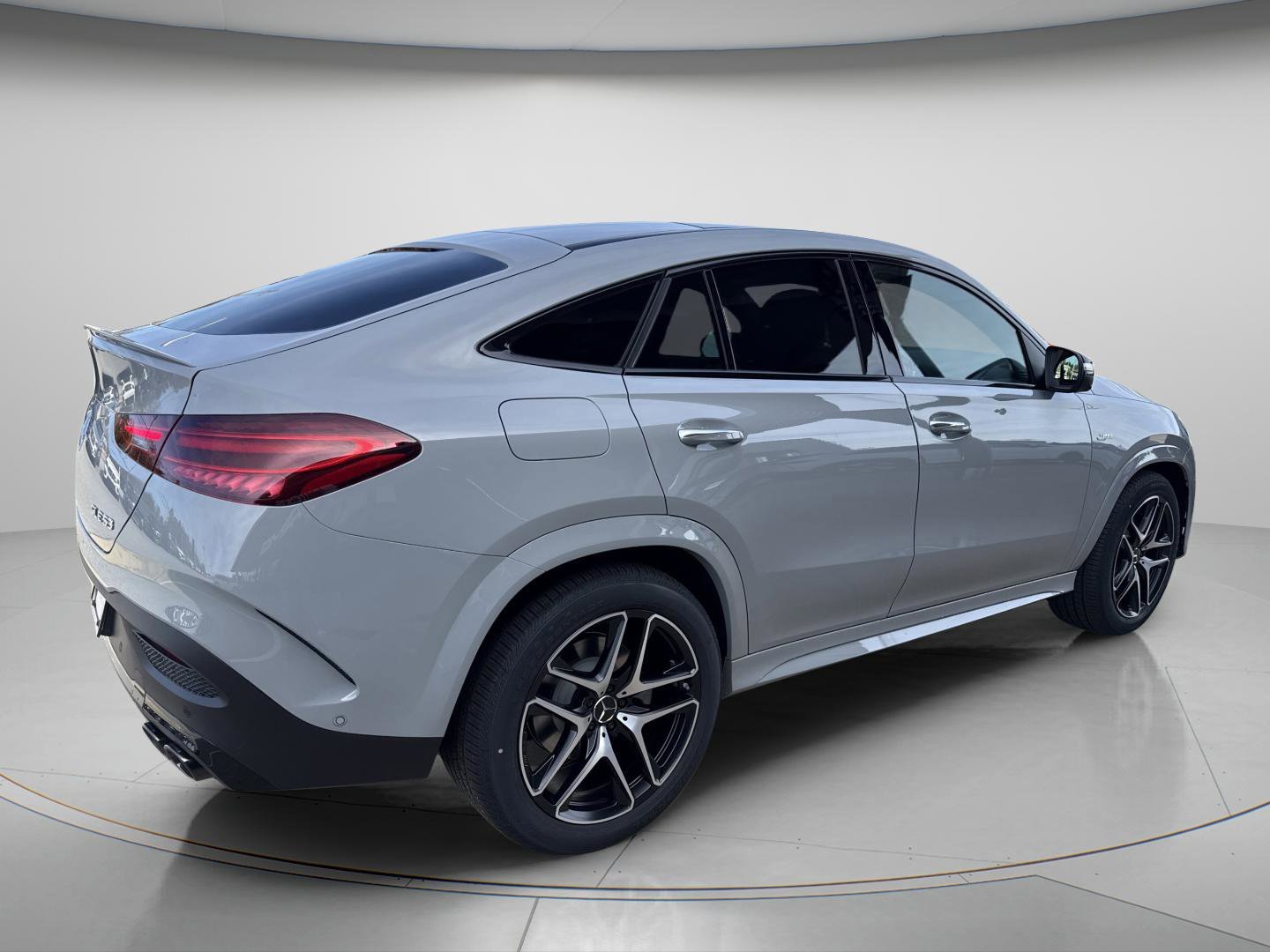 New 2026 MANUFAKTUR Alpine Grey Mercedes-Benz AMG® GLE 53 image 5