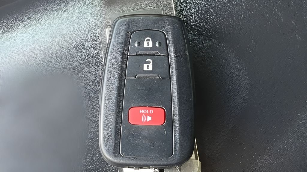 Used 2022 Red Toyota Nightshade image 23