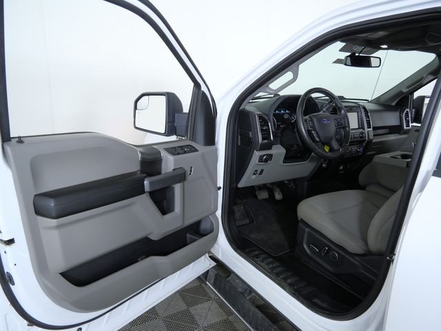 Used 2018 White Ford XLT image 17
