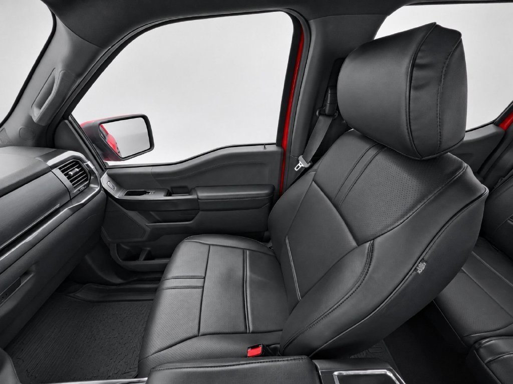 Used 2021 Red Ford XL image 12