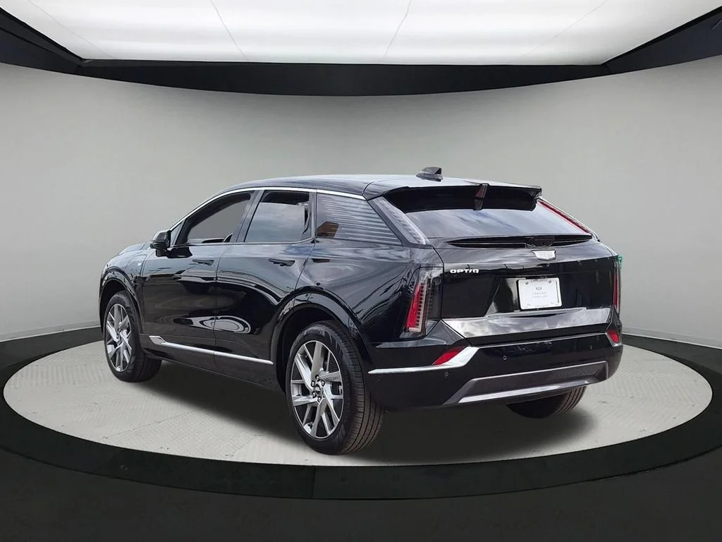 Used 2027 Black Cadillac Luxury image 3