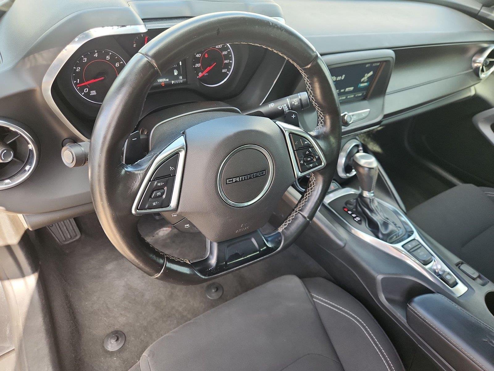 2018 Chevrolet Camaro 1LT - Photo 19