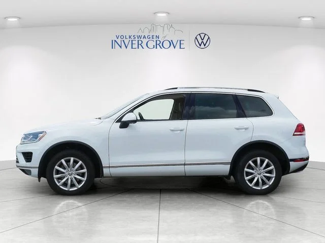 Used 2016 White Volkswagen VR6 FSI image 4