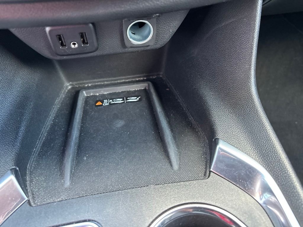Used 2024 Black Chevrolet LT Cloth image 30