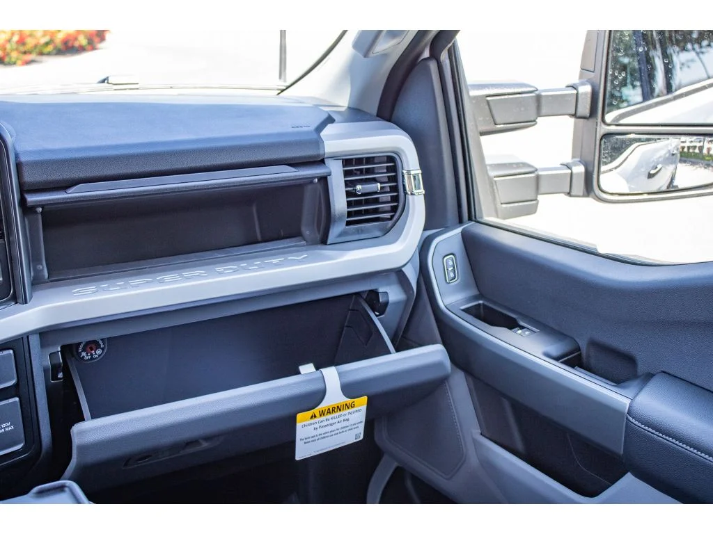 New 2026 OXFORD WHITE Ford XLT image 53