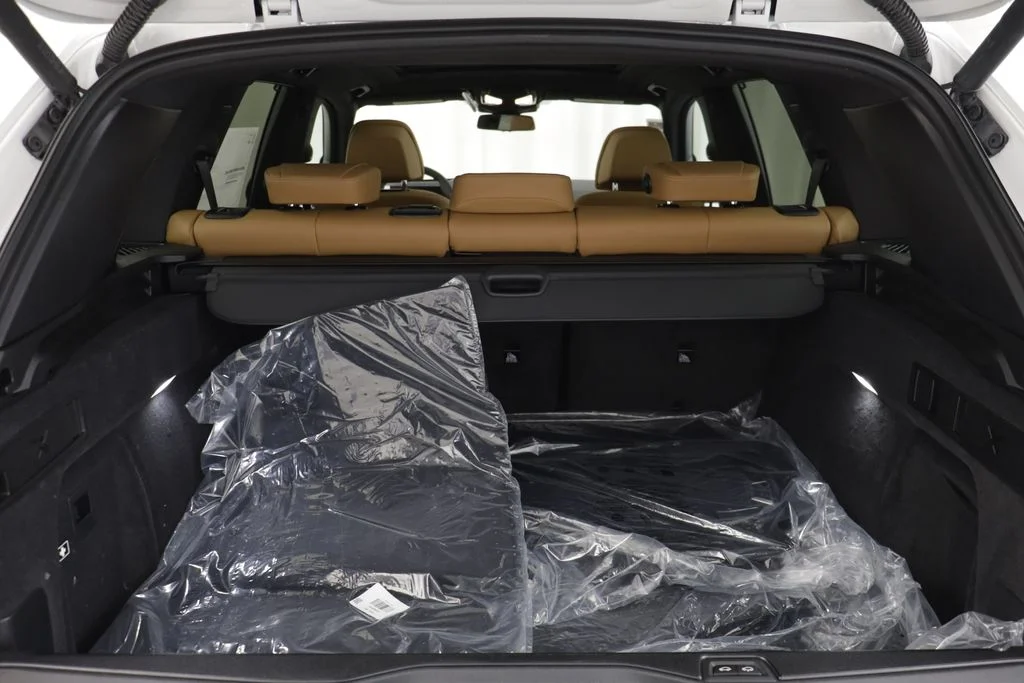 New 2026 White BMW xDrive50e image 19