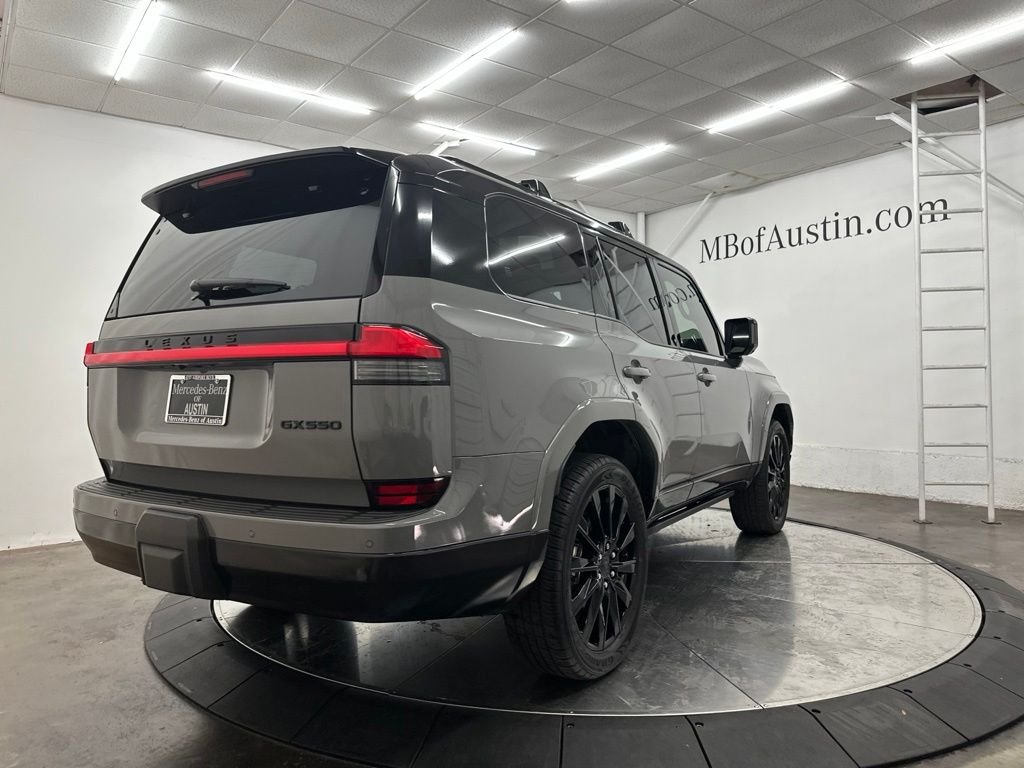 Used 2024  Lexus 550 Luxury+ image 7
