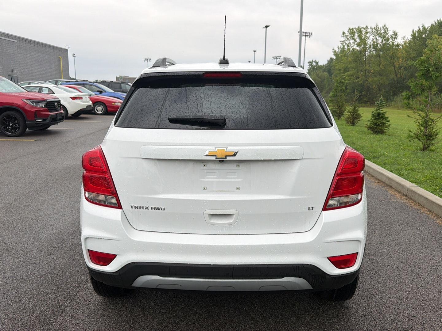 Used 2019 Summit White Chevrolet LT image 5