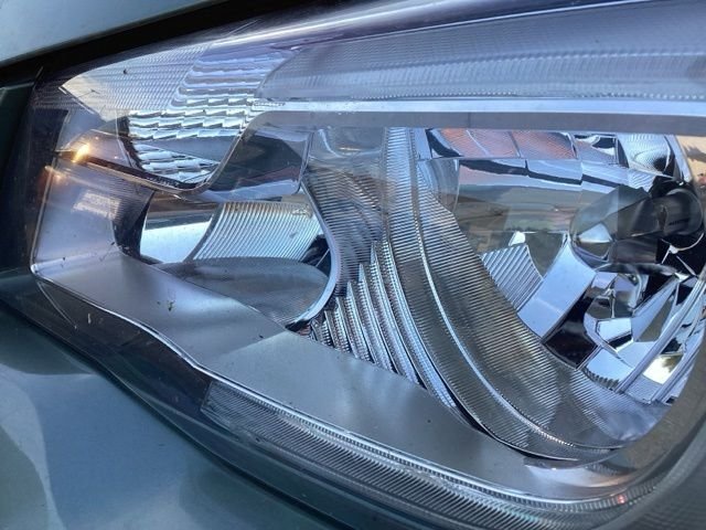 Used 2018 Jasmine Green Metallic Subaru 2.5i Premium image 4