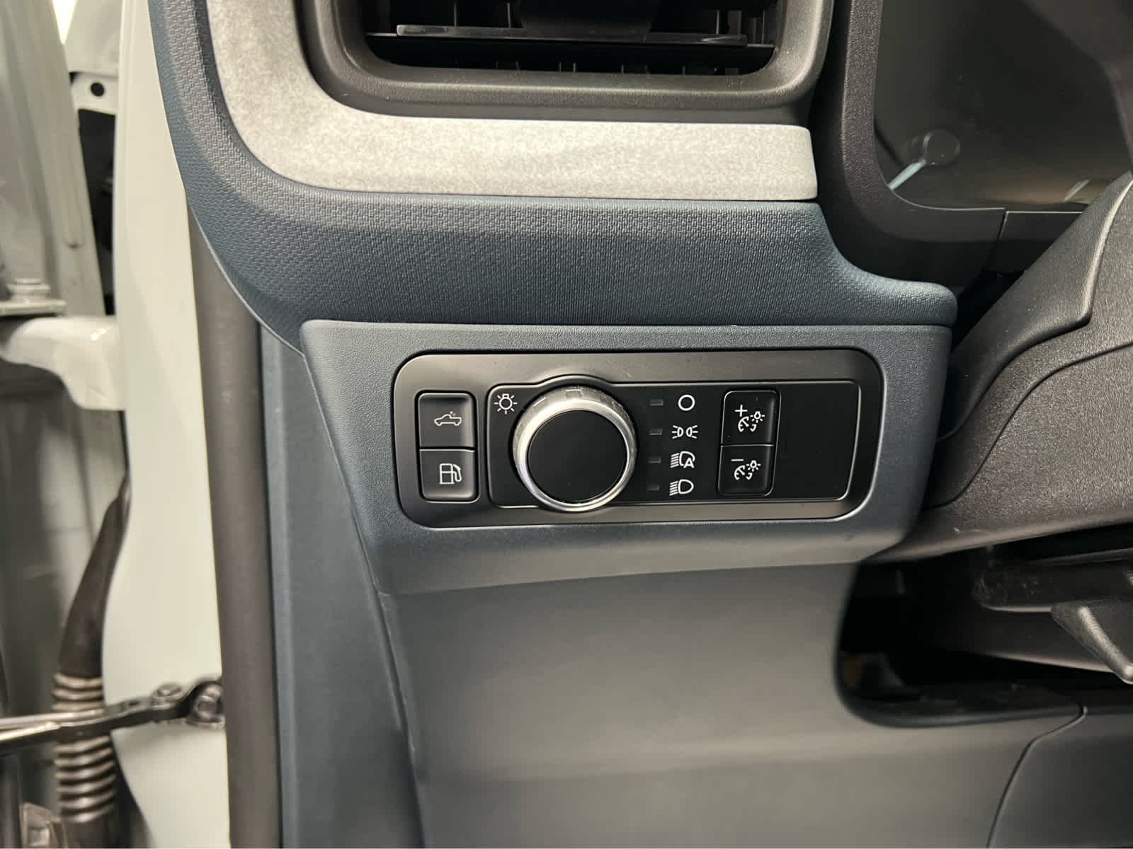 Used 2024 Cactus Gray Ford XLT image 12