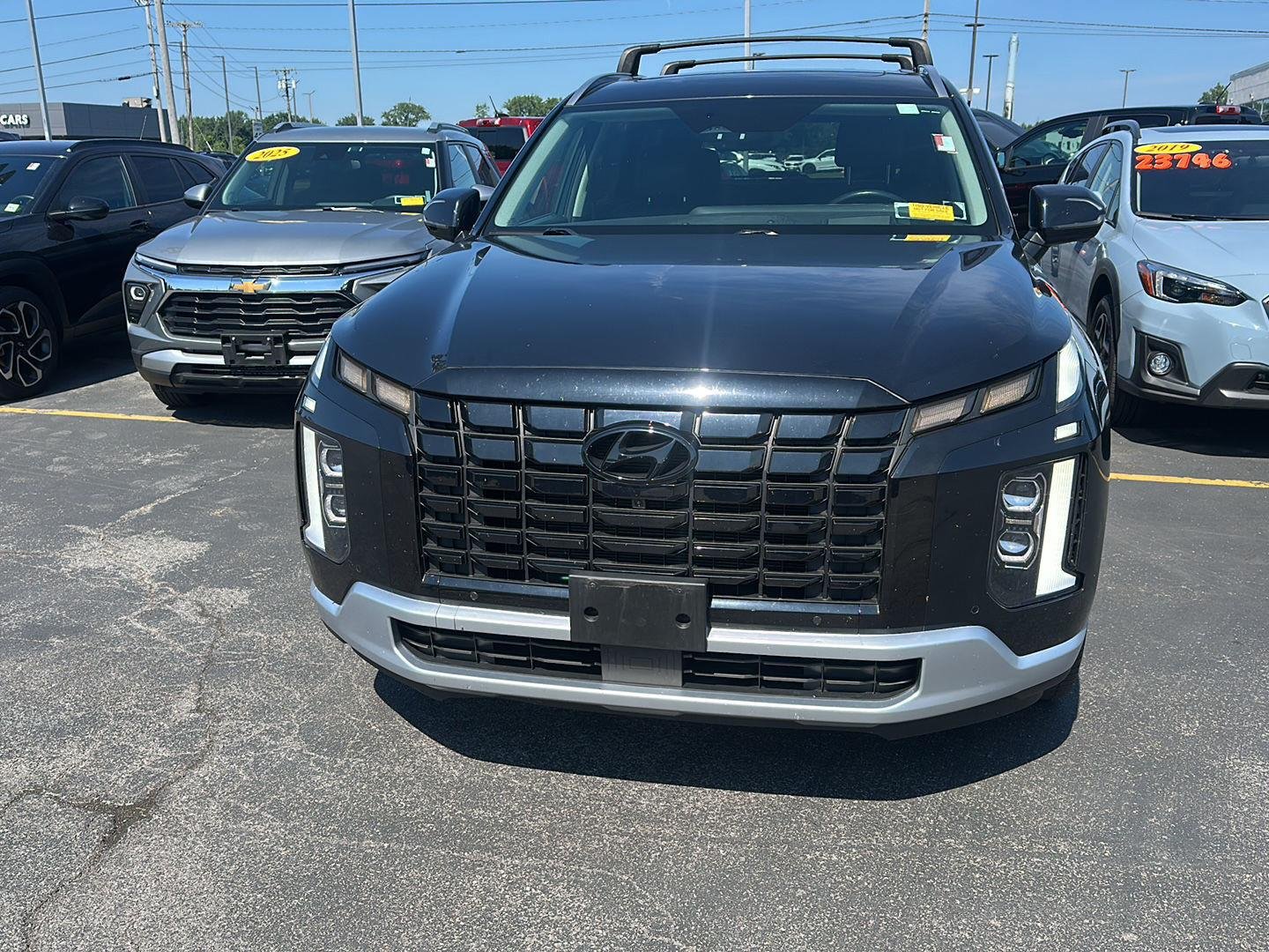 Used 2023 Moonlight Cloud Hyundai Limited image 7