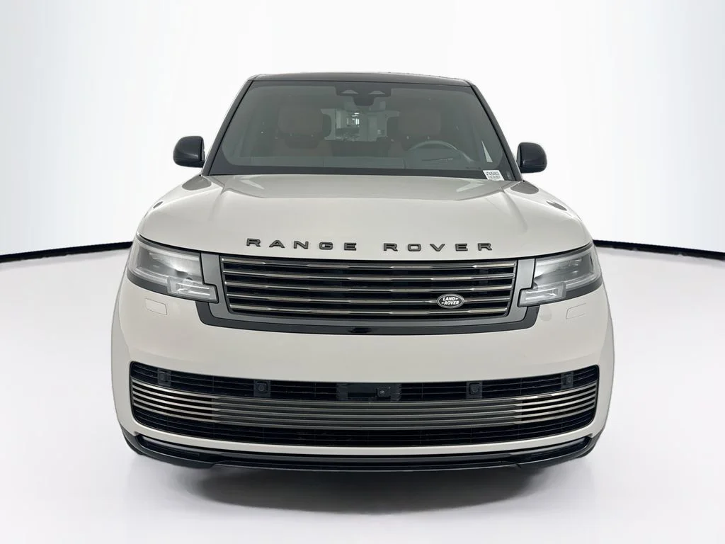 New 2026 Borasco Grey Land Rover SV image 2