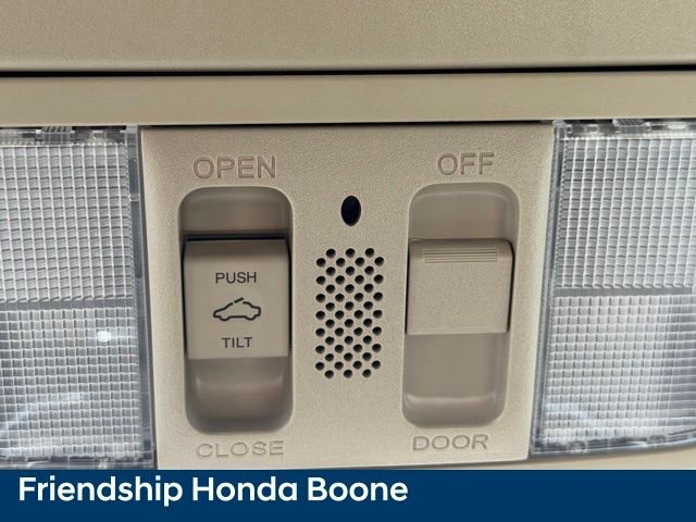 Used 2015 Blue Honda EX-L image 24