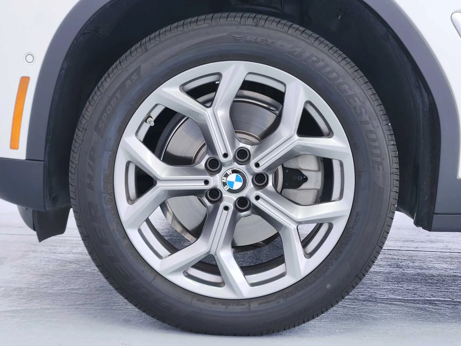 Certified Used 2024 Alpine White BMW xDrive30i image 9