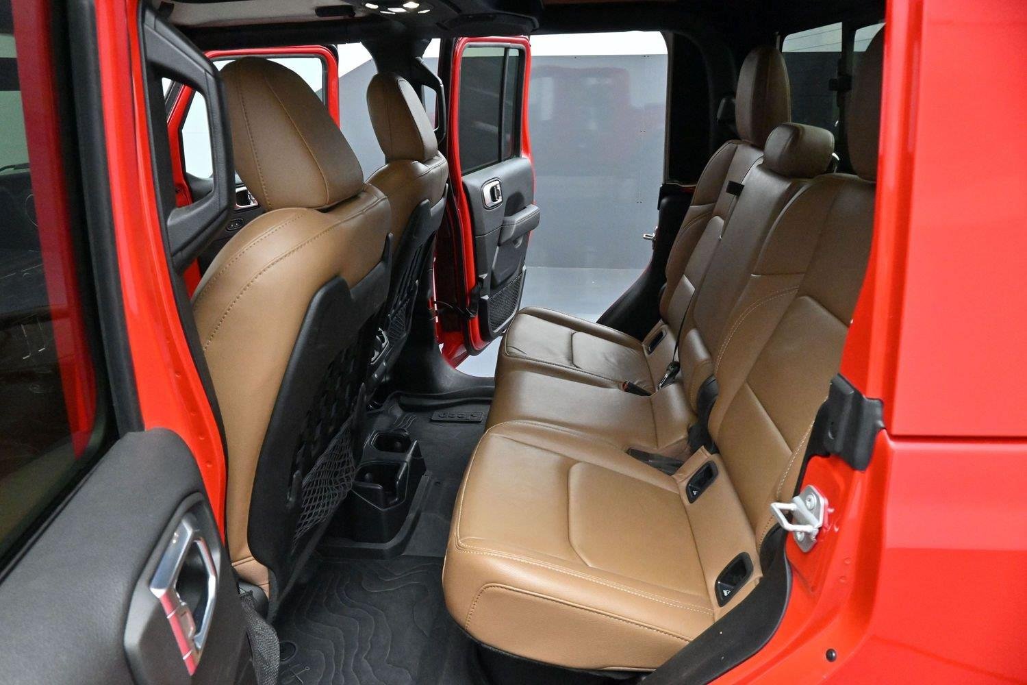 Used 2021 Firecracker Red Clearcoat Jeep Rubicon image 29