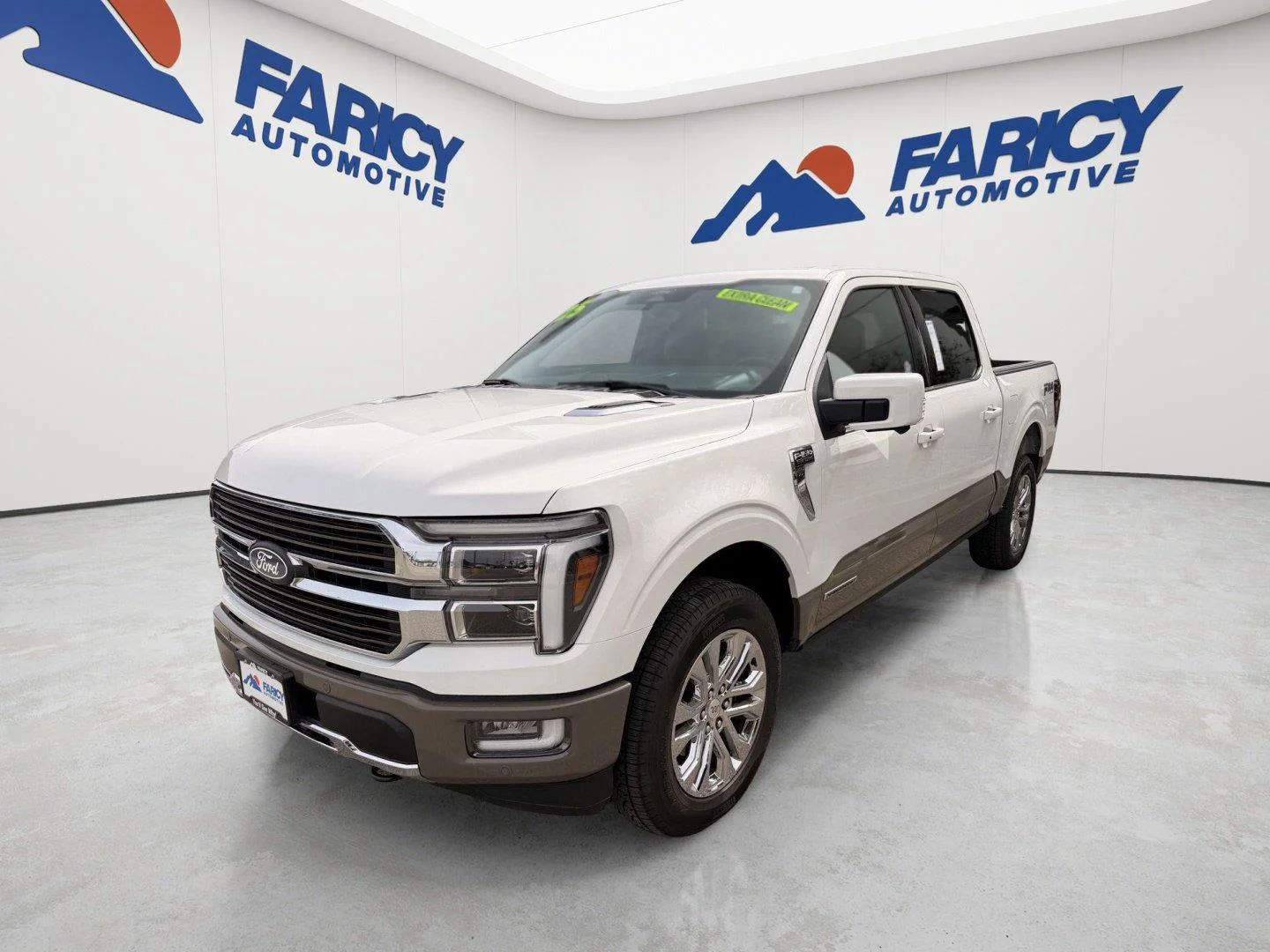 Used 2025 Star White Metallic Tri-Coat/Marsh Gray Ford King Ranch image 1