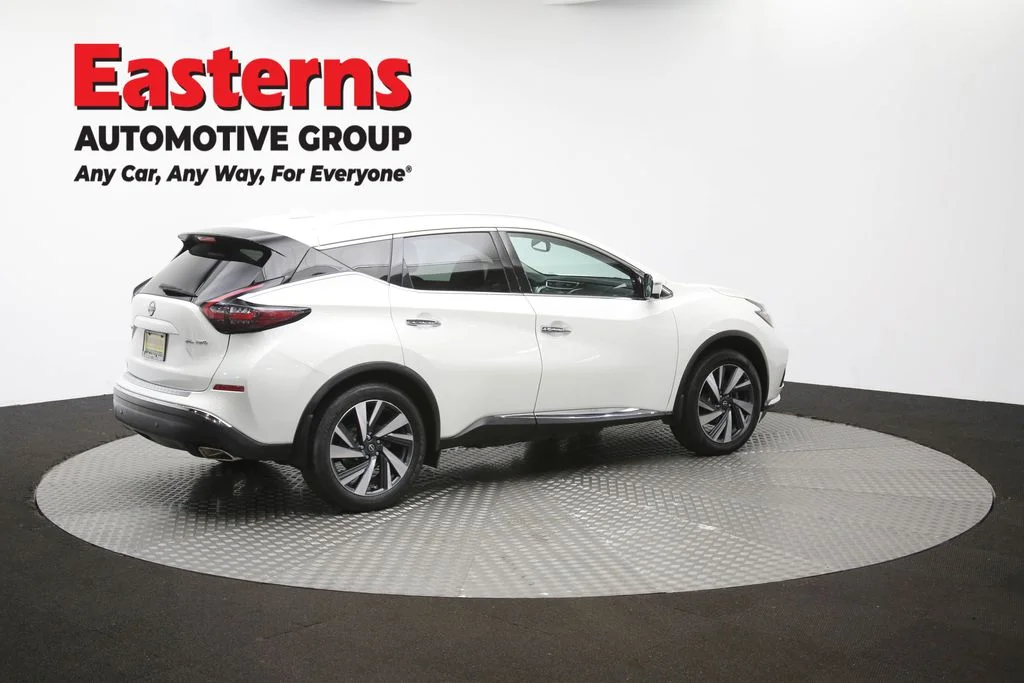 Used 2023 White Nissan SL image 42