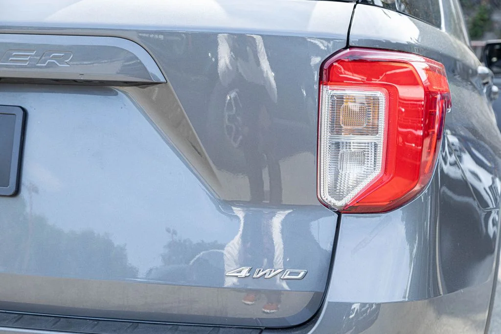 Used 2023 Gray Ford XLT image 6