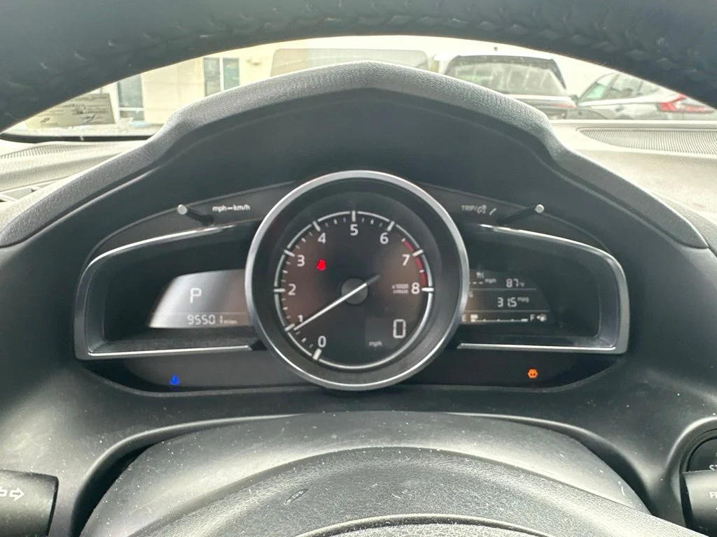 Used 2018 Red Metallic Mazda Grand Touring image 22