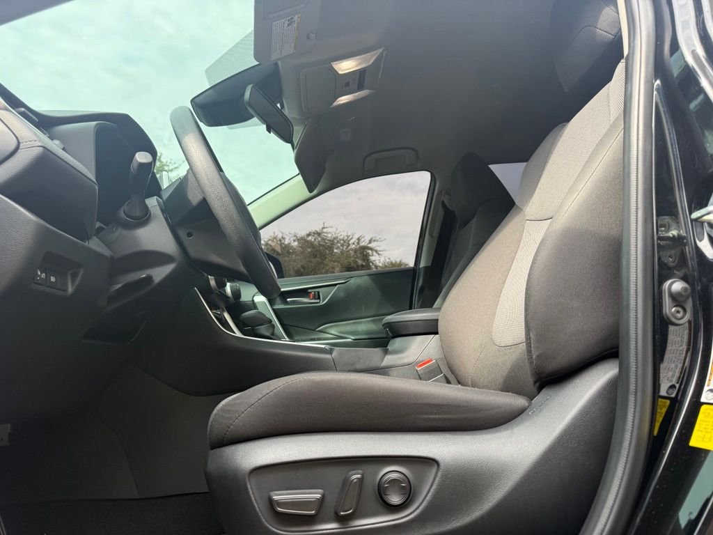 Used 2025 Black Toyota XLE image 9