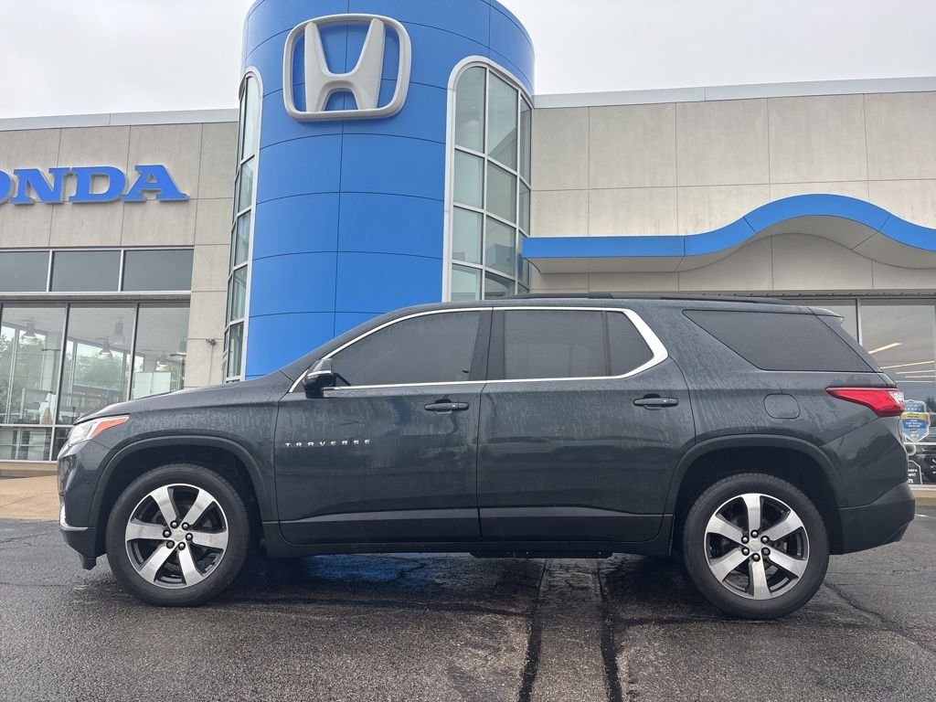 Used 2019 Chevrolet Traverse 3LT with VIN 1GNERHKW5KJ265691 for sale in Richmond, IN