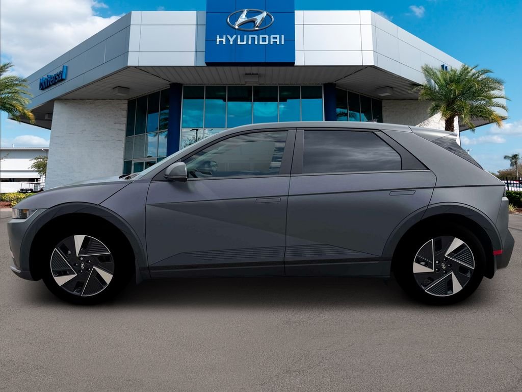 New 2026 Gray Hyundai SEL image 22