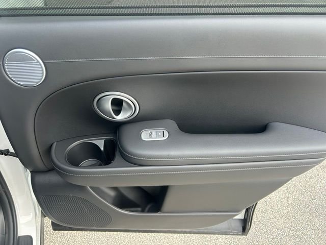 New 2027 White Hyundai Blue SEL Premium 8P image 5