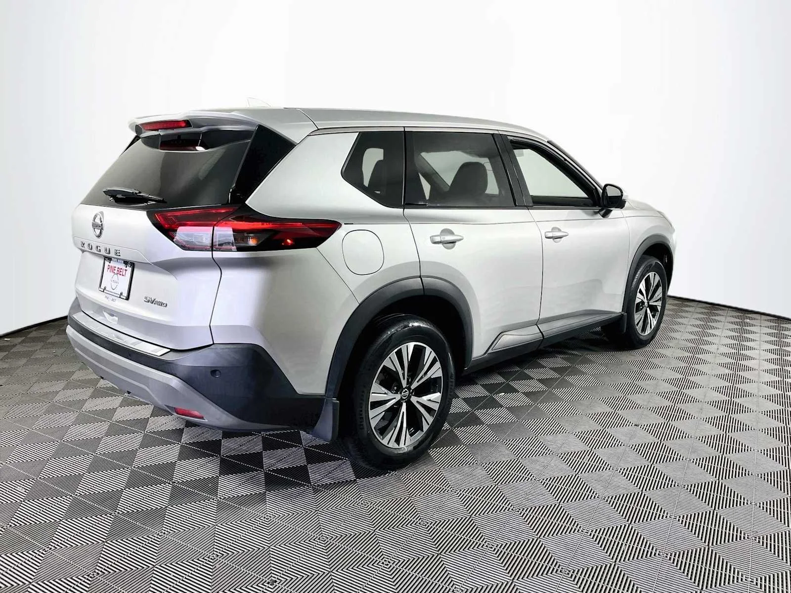 Certified Used 2021 Brilliant Silver Metallic Nissan SV image 4