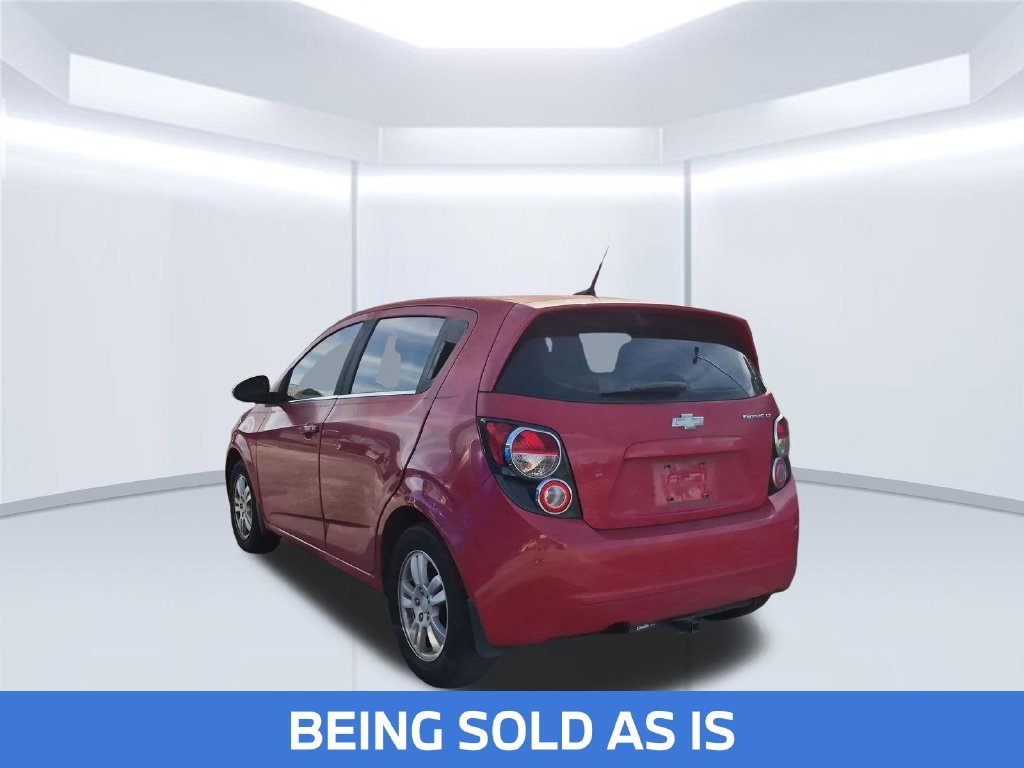 Used 2013 Red Chevrolet LT image 2