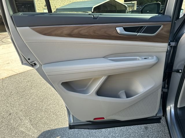 New 2026 Silver Volkswagen 2.0T SE w/Technology image 22