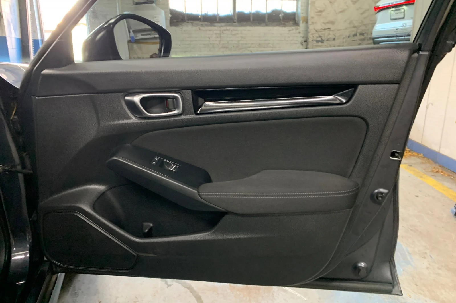 Certified Used 2025 Meteorite Gray Metallic Honda Sport image 19