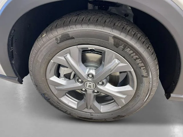 New 2027 Solar Silver Metallic Honda LX image 10