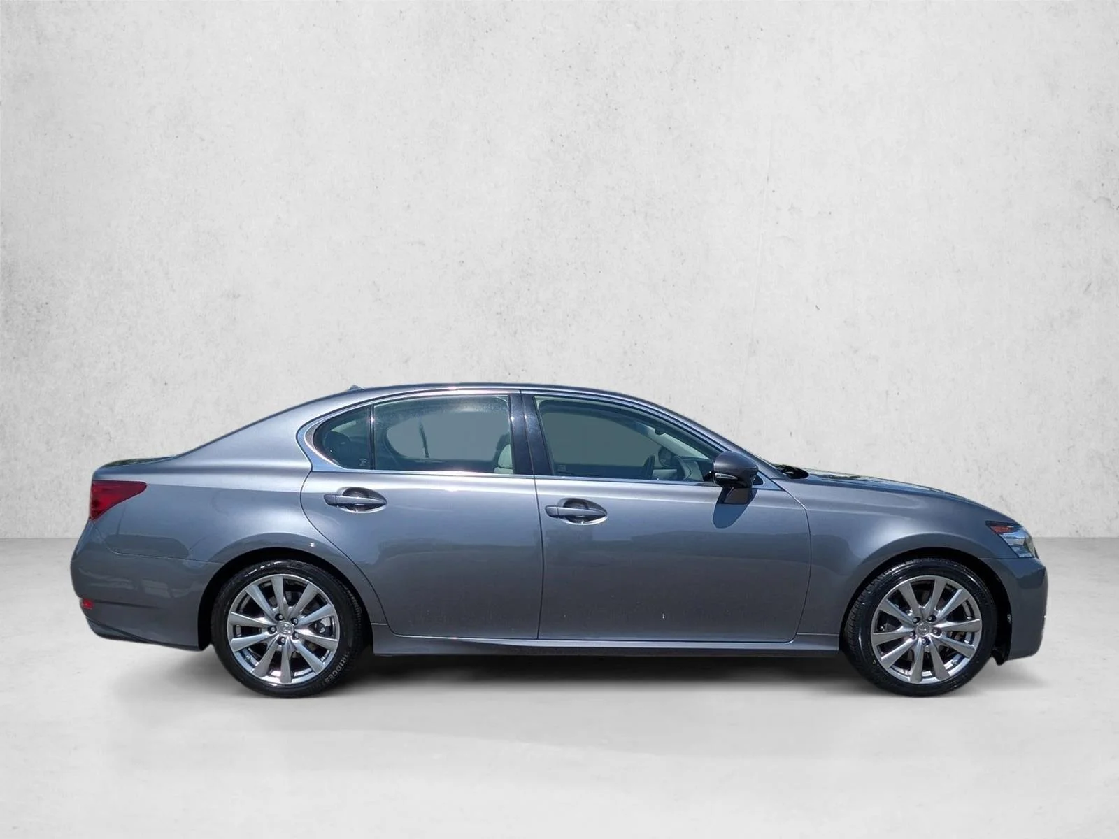 Used 2014 Nebula Gray Pearl Lexus  image 3