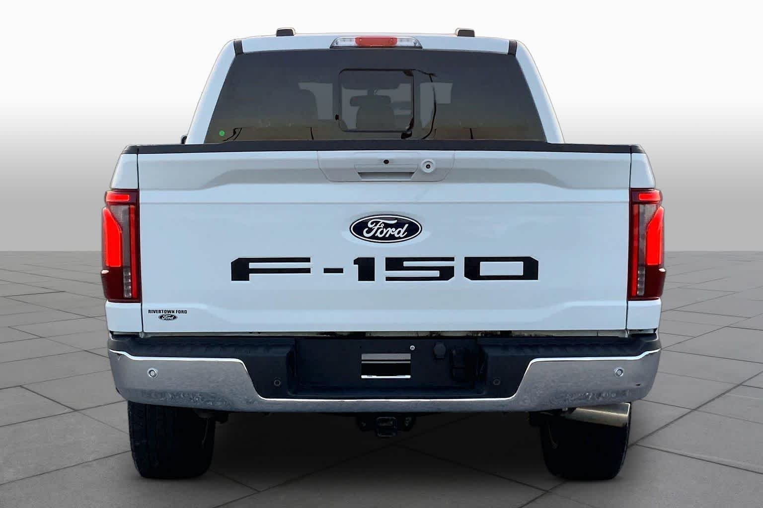 Used 2025 Oxford White Ford LARIAT image 6