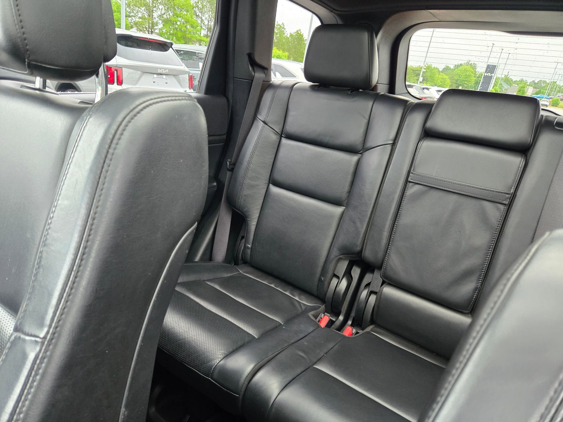 Used 2019 Velvet Red Pearlcoat Jeep Limited image 12