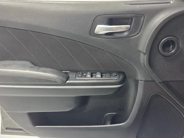 Used 2023 Gray Dodge SXT image 28