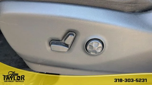2023 Chrysler Pacifica Hybrid Touring L - Photo 17