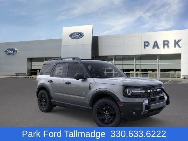 New 2025 Carbonized Gray Metallic Ford Outer Banks image 7