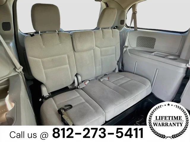Used 2016 Silver Dodge SE image 24