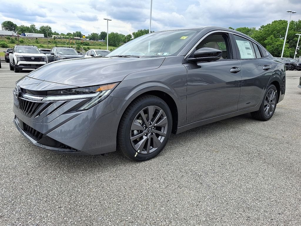 2026 Nissan Sentra — photo 2