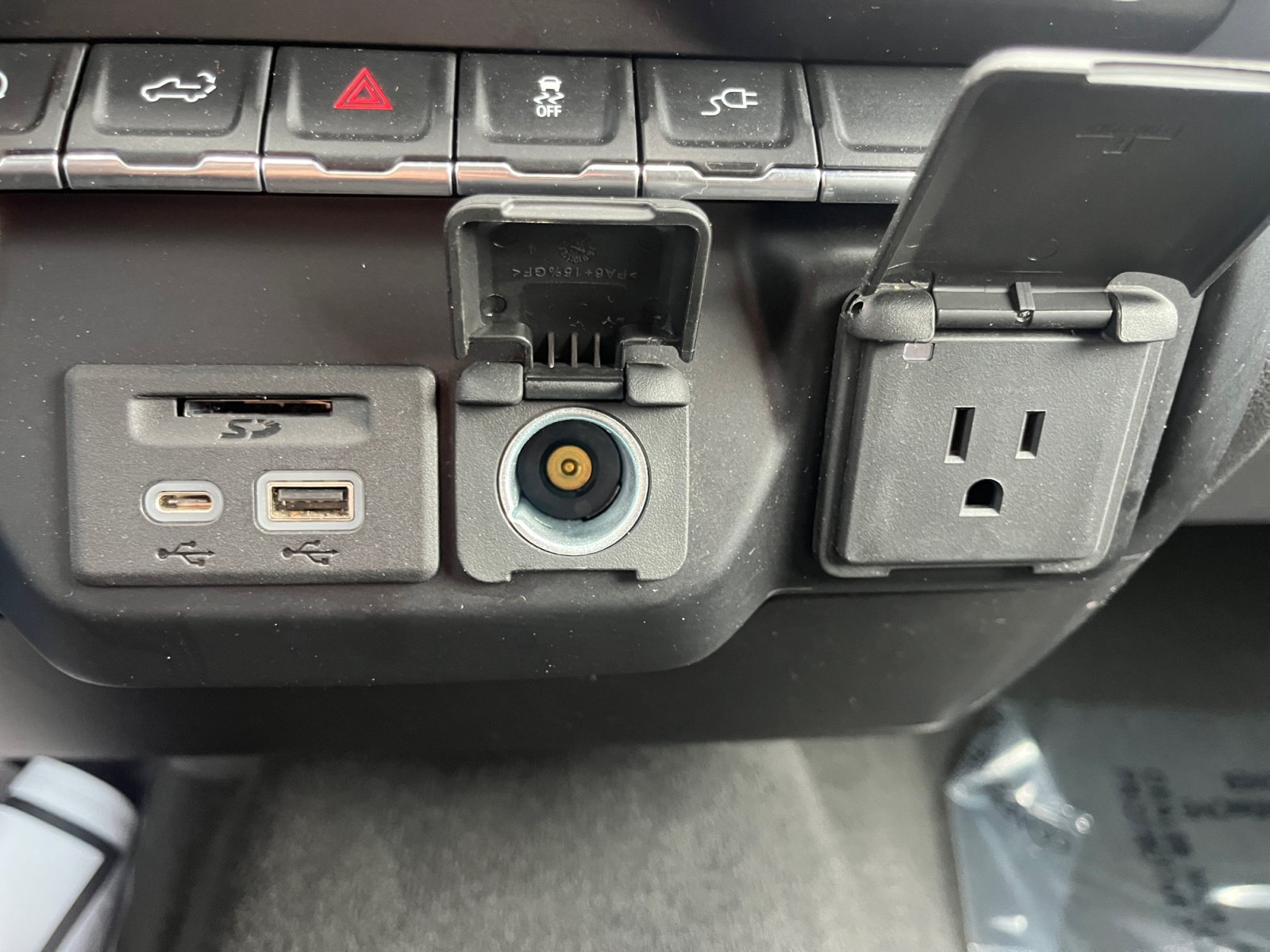 Used 2021 Northsky Blue Metallic Chevrolet LT image 17