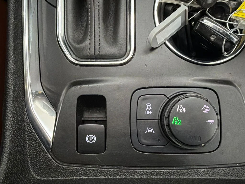 Used 2019 Beige Chevrolet High Country image 22