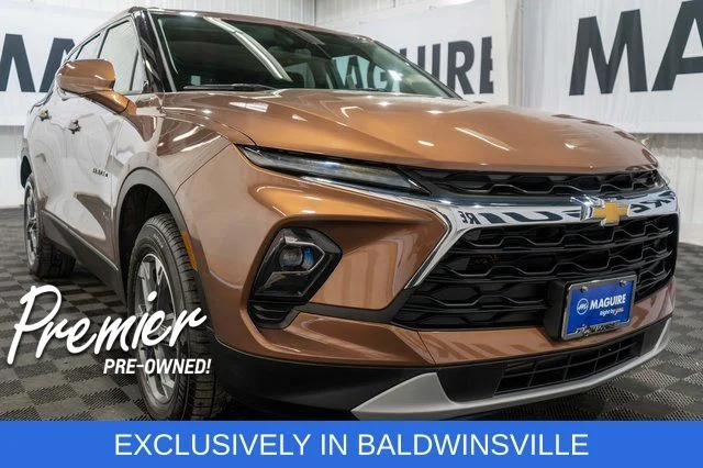 Used 2023 Brown Chevrolet LT image 4