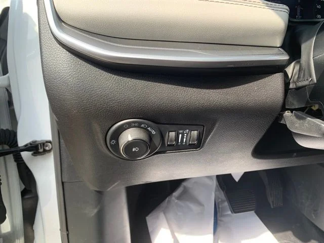 Used 2025 White Jeep Limited image 15