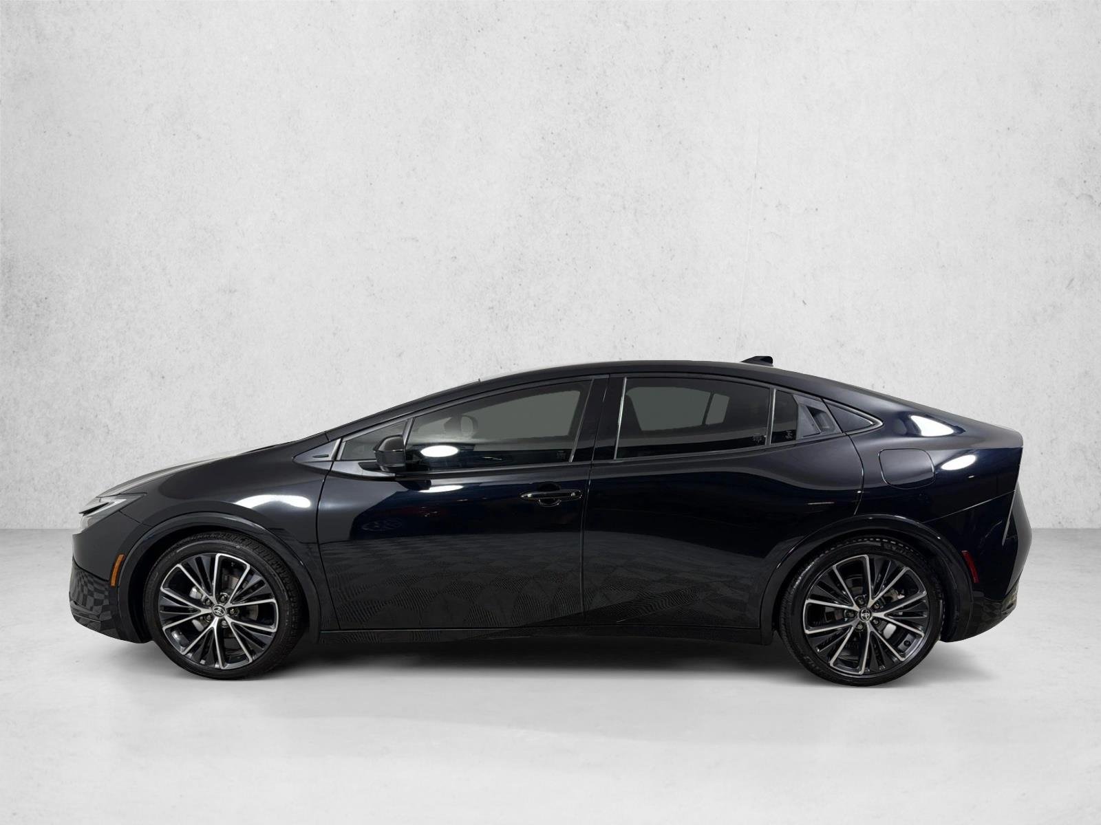 Used 2023 Midnight Black Metallic Toyota XLE image 6