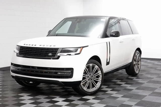 2025 Land Rover Range Rover SE