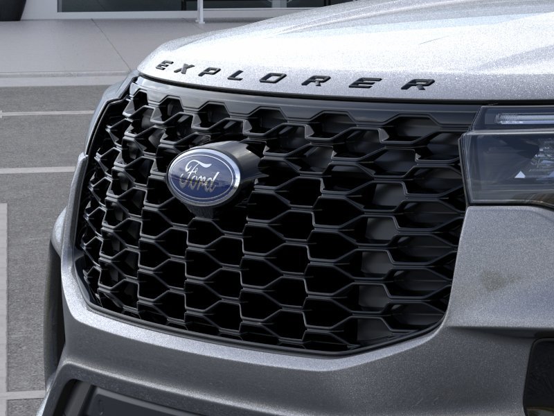 New 2026 Carbonized Gray Metallic Ford ST-Line image 41