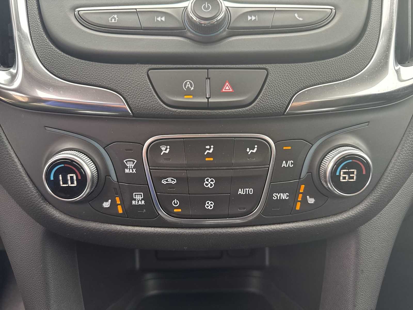 2024 Chevrolet Equinox LT - Photo 18